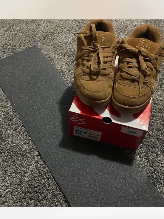 Es Accel og brown men’s - Picture 4 of 4